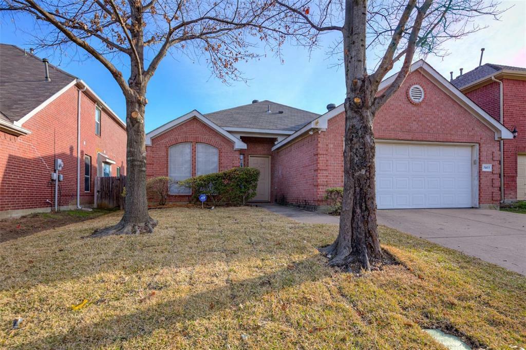 Property Photo: 7977 Glenway Drive TX 75249