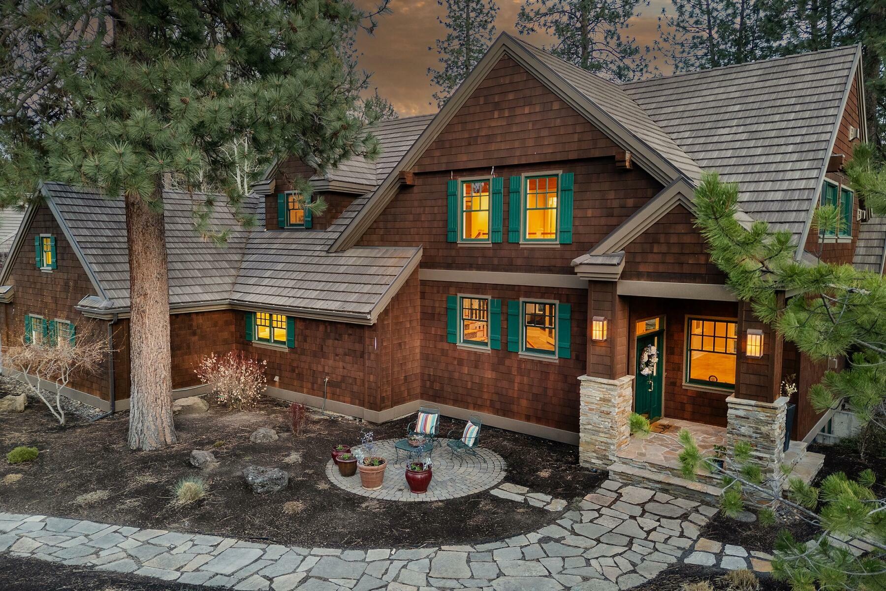 Property Photo:  19385 Cayuse Crater Court  OR 97702 