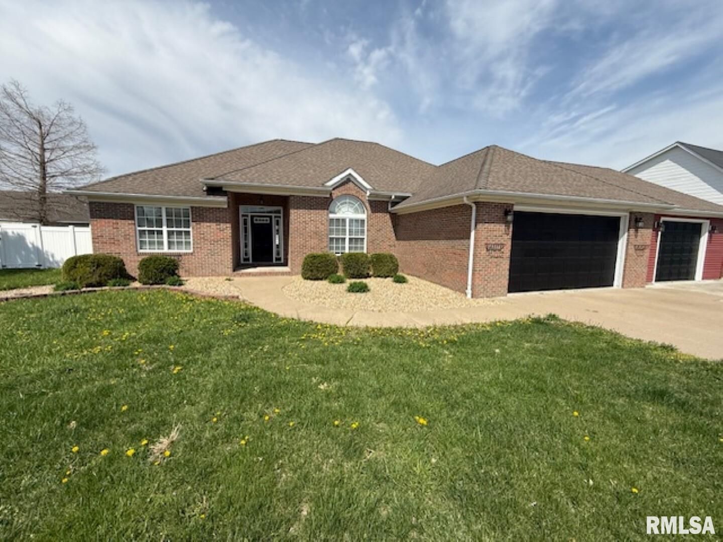 Property Photo: 1108 Folgers Street IL 62959