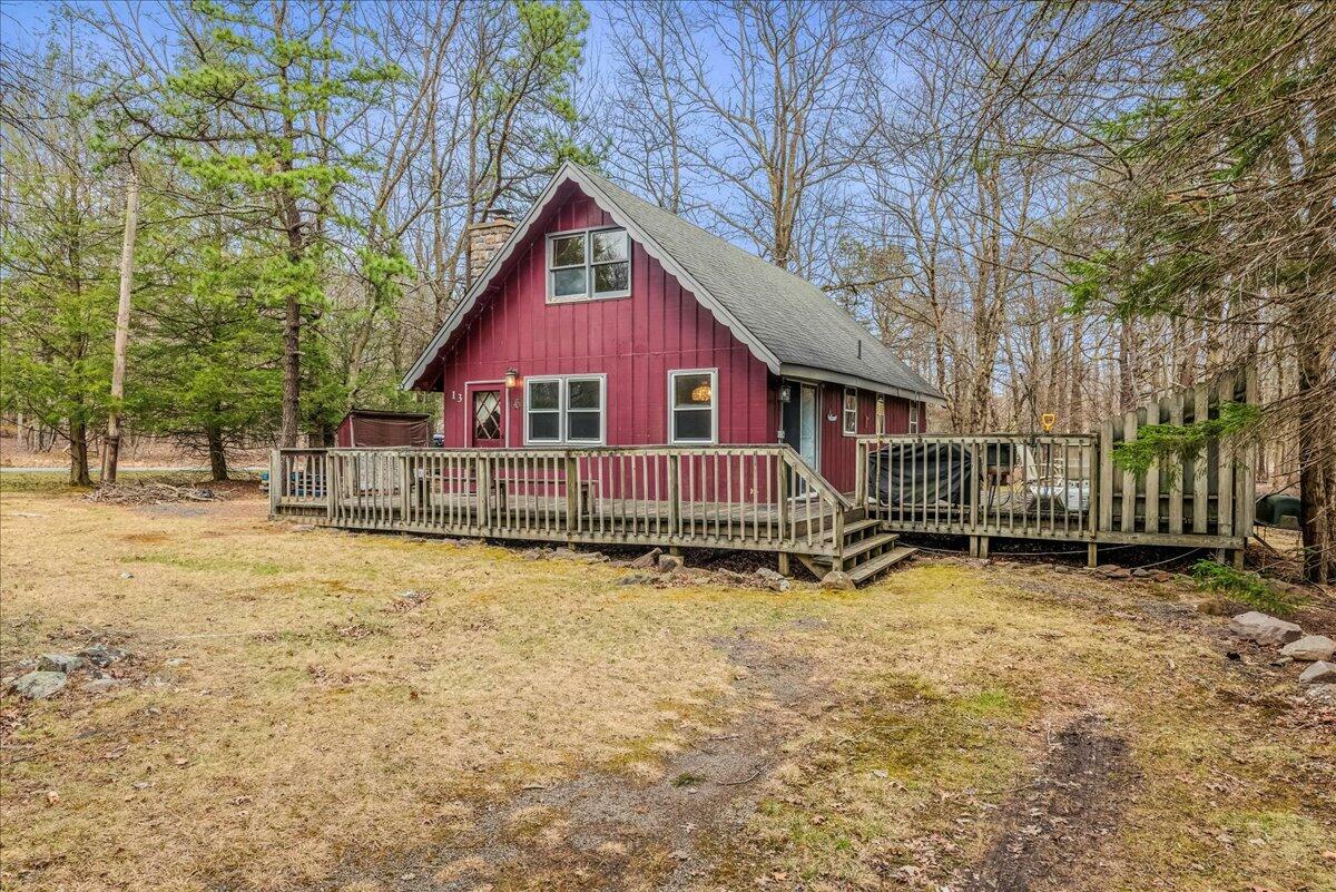 Property Photo: 170 Fern Ridge Road PA 18610
