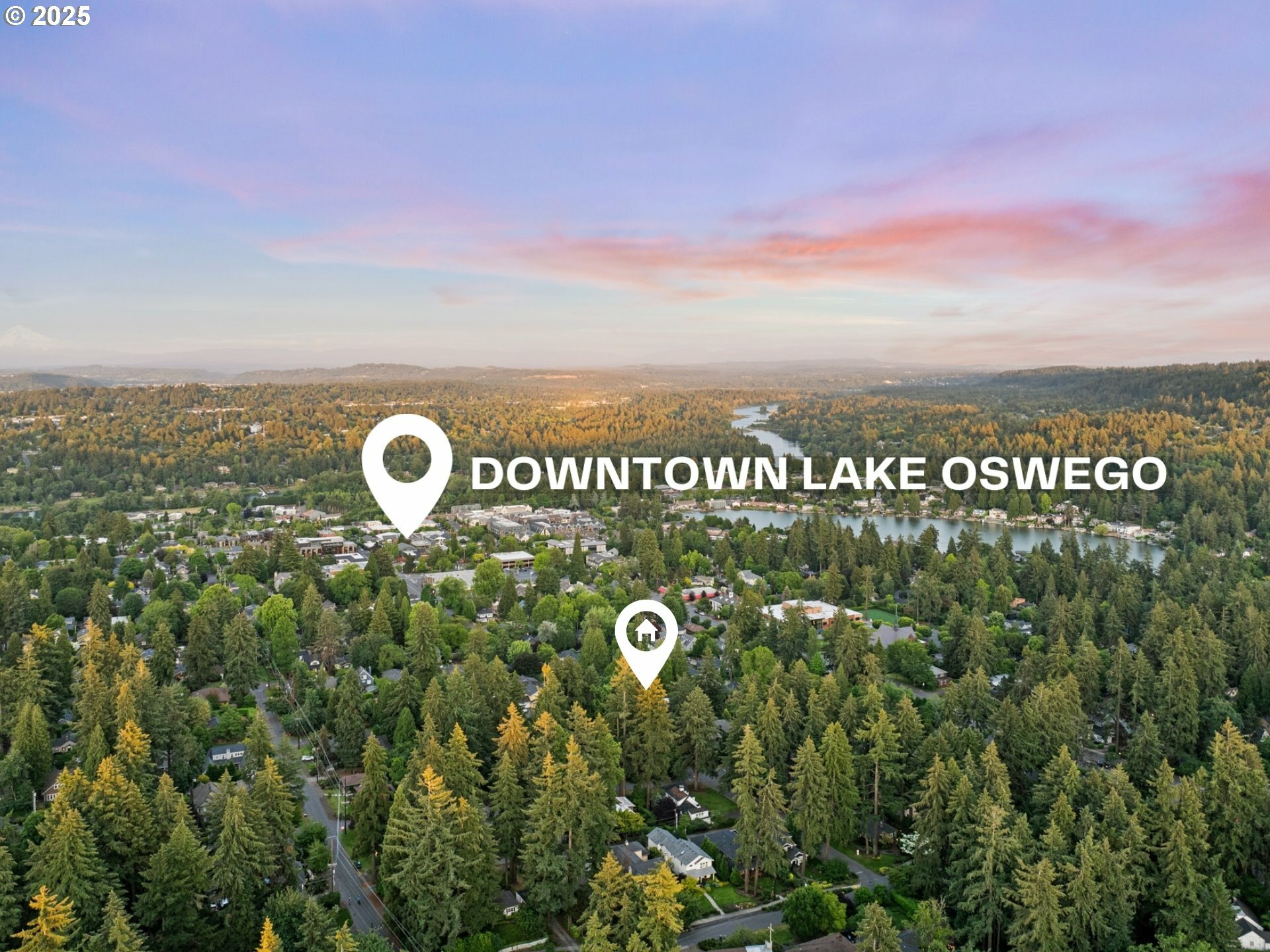 Property Photo: 530 8th St OR 97034