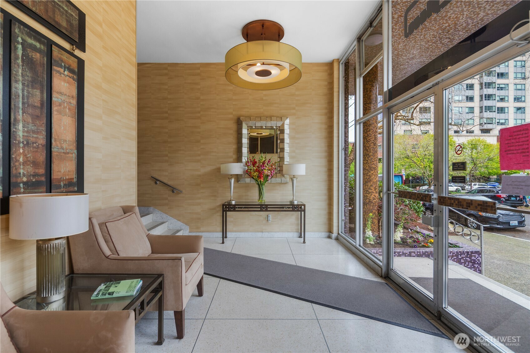 Property Photo: 1221 Minor Avenue 808 WA 98101