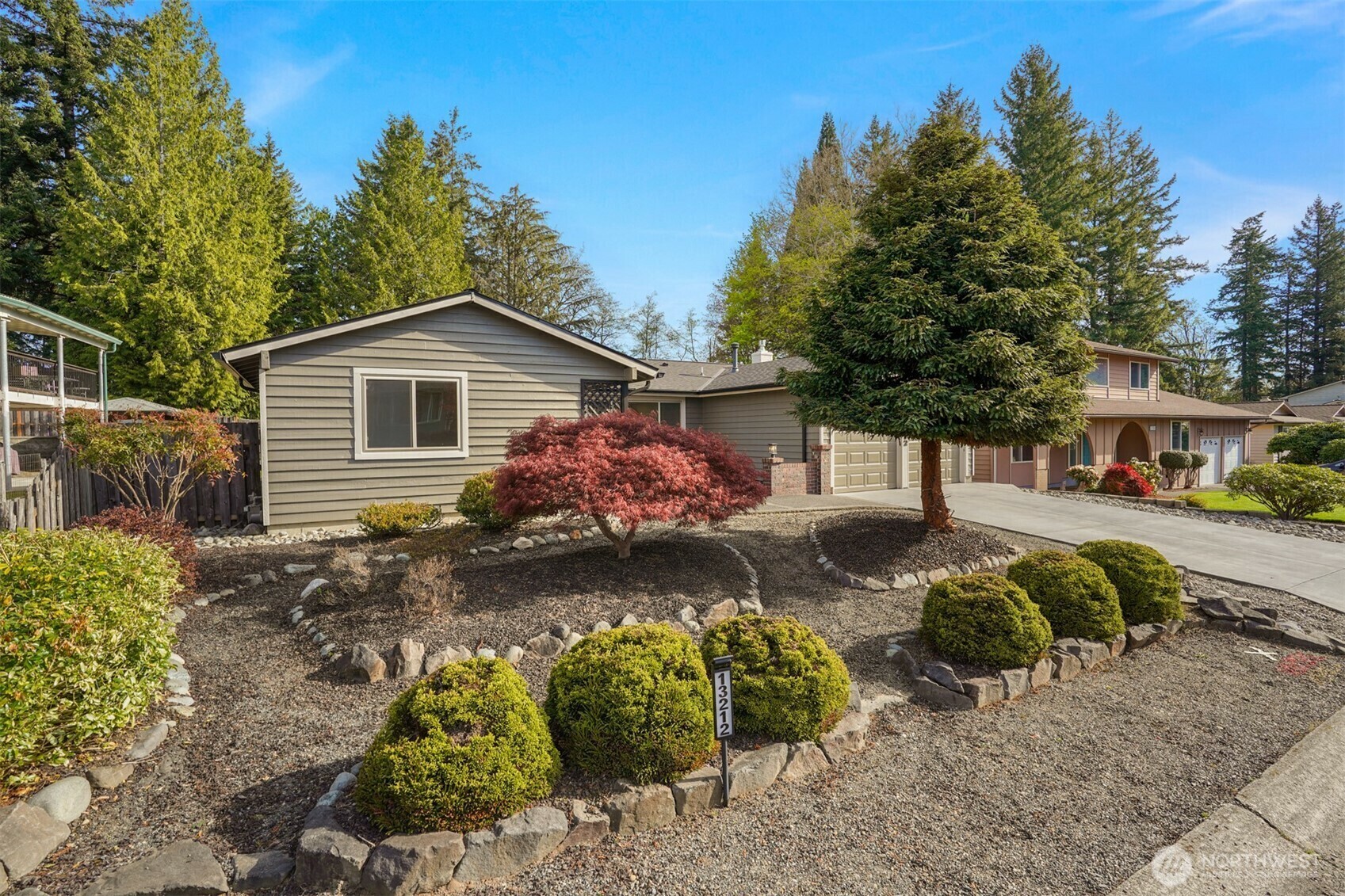 Property Photo: 13212 SE 159th Place WA 98058
