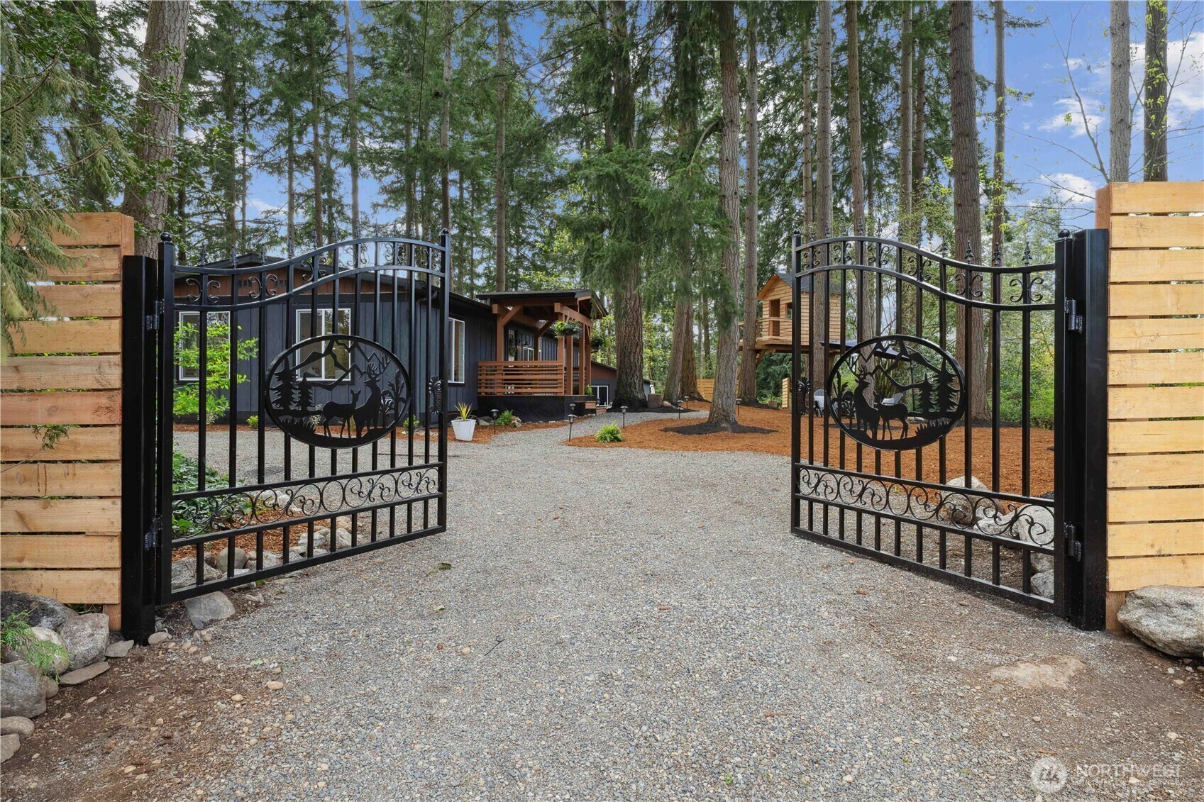 Property Photo: 31001 38th Ave S WA 98001