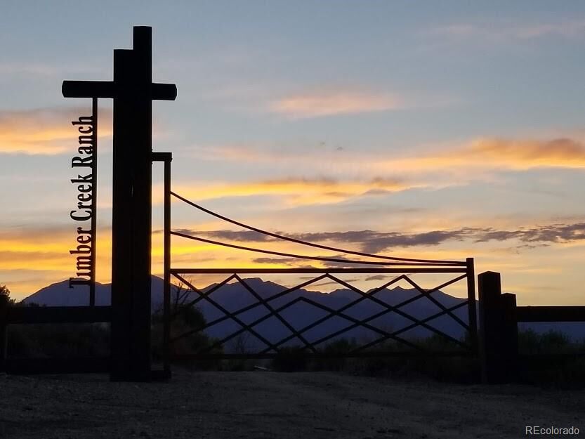 Property Photo:  8270 County Road 160  CO 81201 