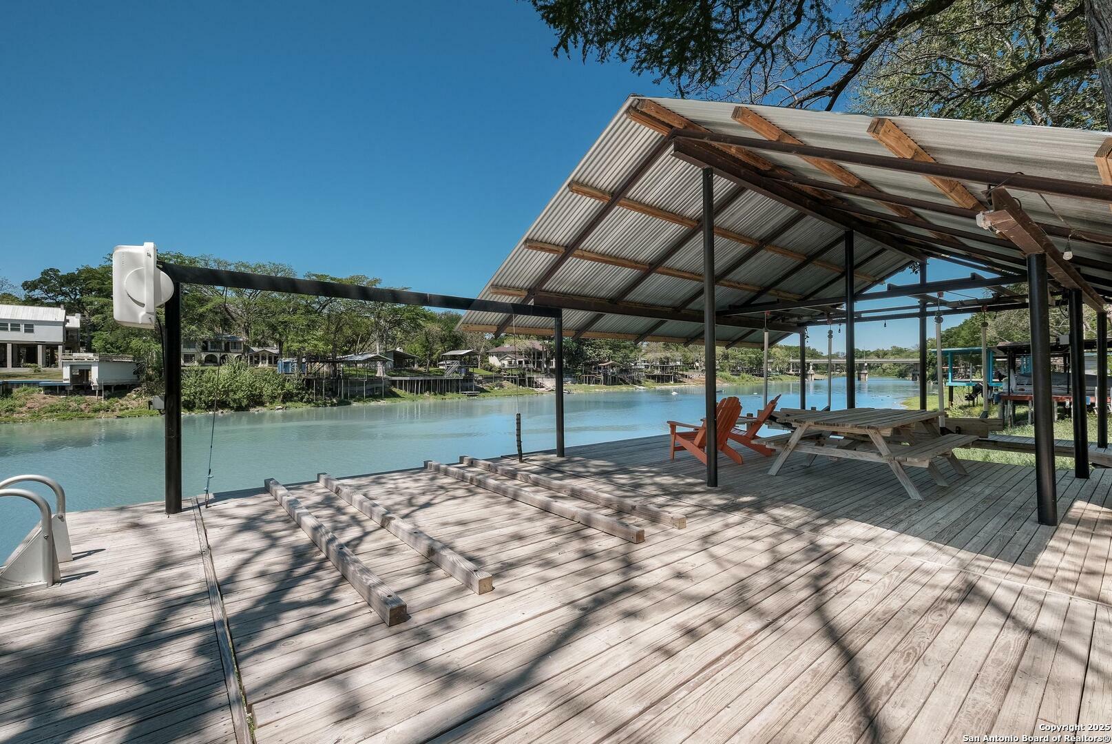 Property Photo: 200 Turtle TX 78155