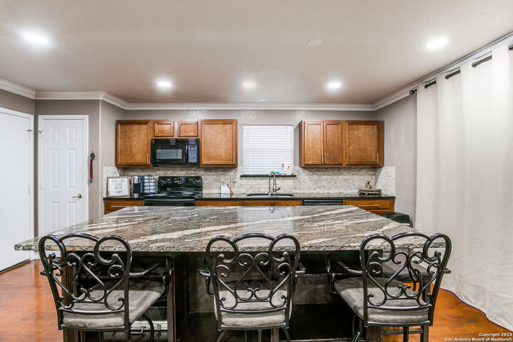 Property Photo:  2230 Bedford Stage  TX 78213 