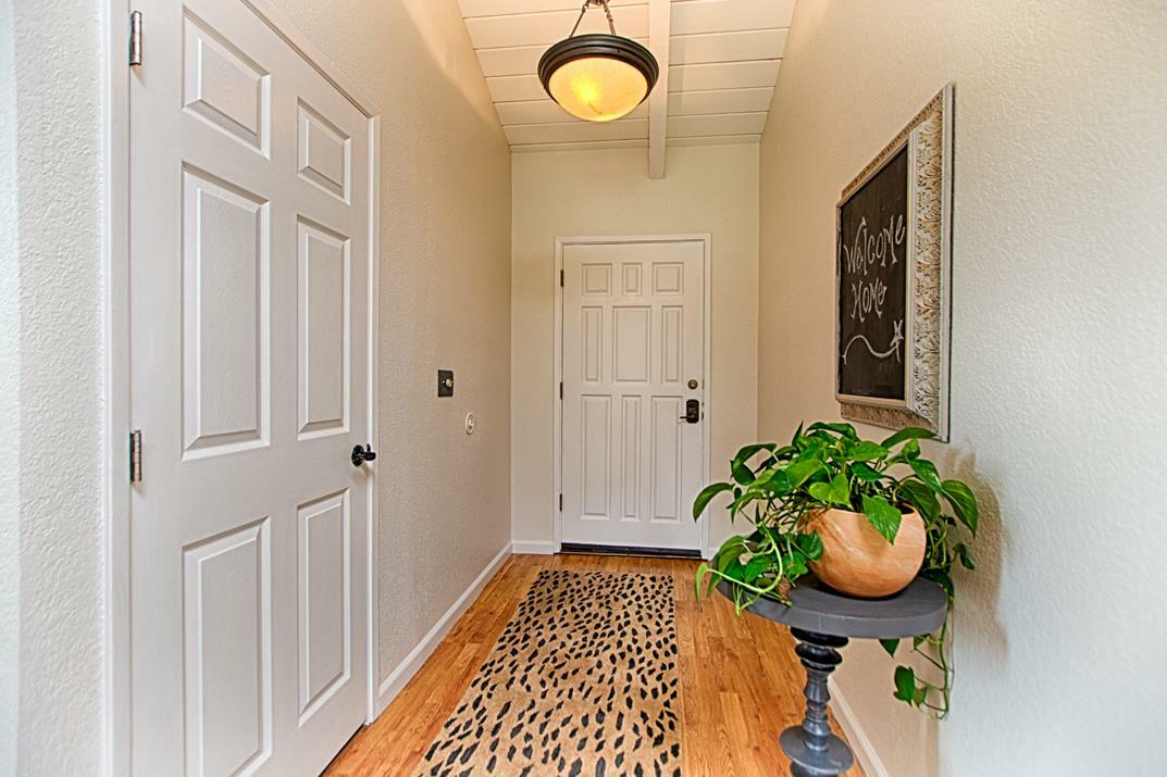 Property Photo: 281 Anchor Court CA 95006