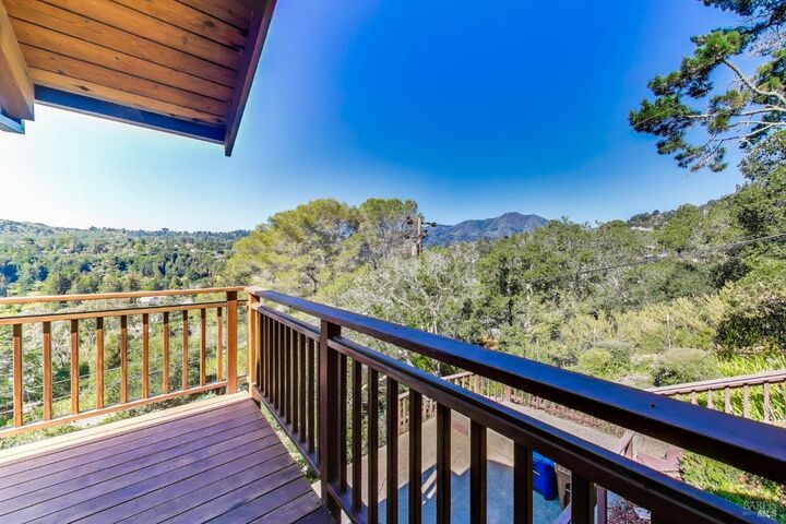 Property Photo:  120 E Manor Drive  CA 94941 