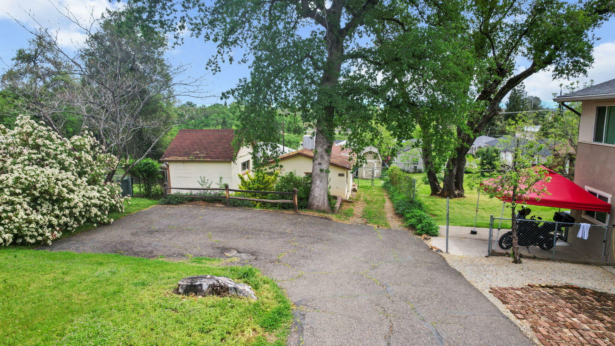 Property Photo: 2415 West Street CA 96001
