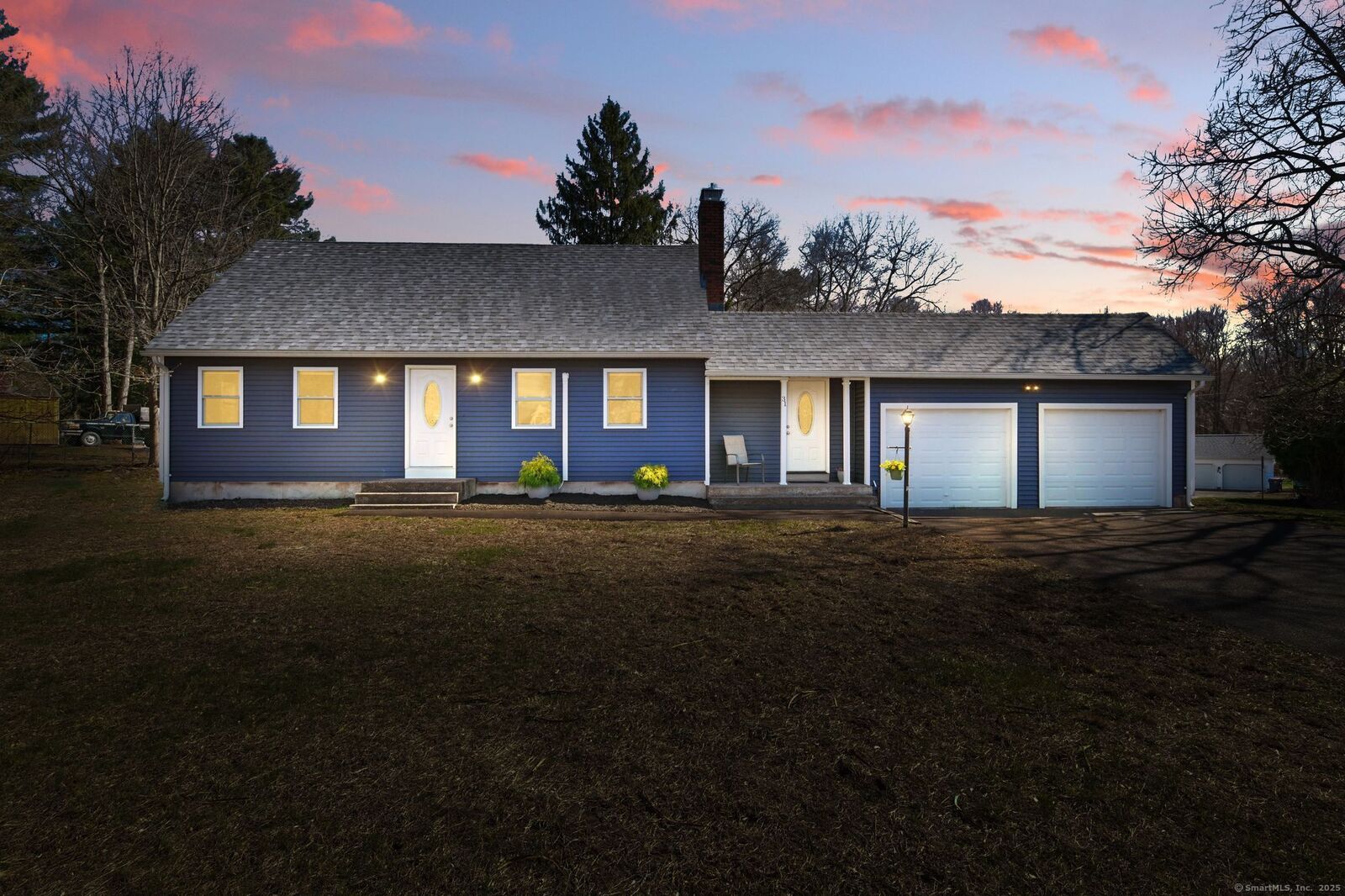 Property Photo:  31 Locke Drive  CT 06082 