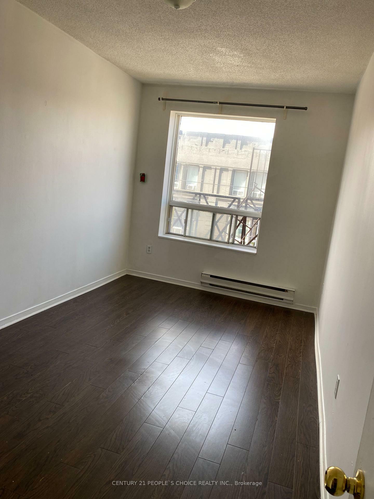 Property Photo: 223 Jameson Avenue 303 ON M6K 2Y7
