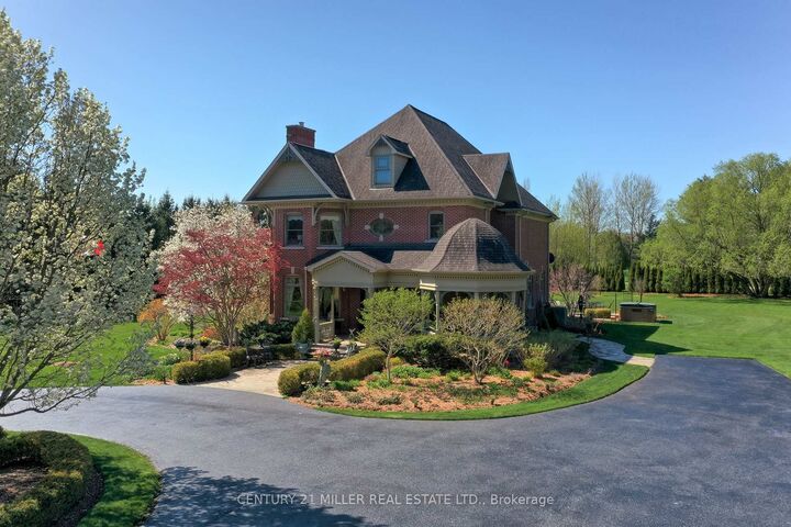 Photo de la propriété:  6416 McNiven Road  ON L7P 0K5 