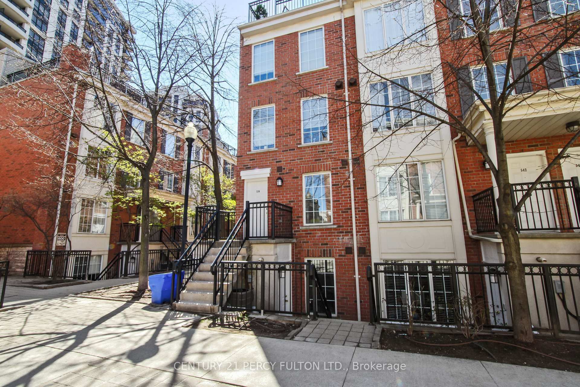 Property Photo:  3 Everson Drive 538  ON M2N 7C2 