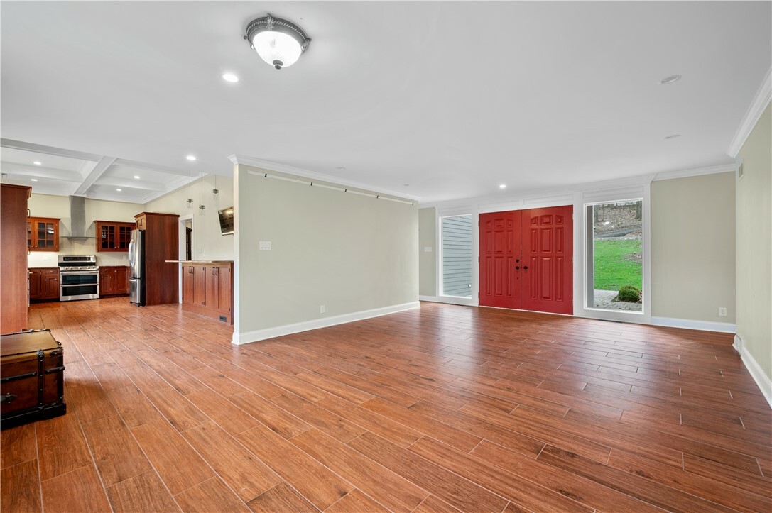 Property Photo: 136 Wiegand Dr PA 16066