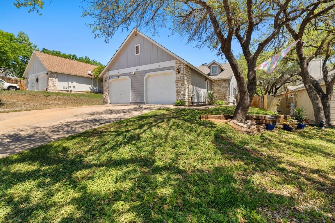 Property Photo:  514 Cutty Trail  TX 78734 