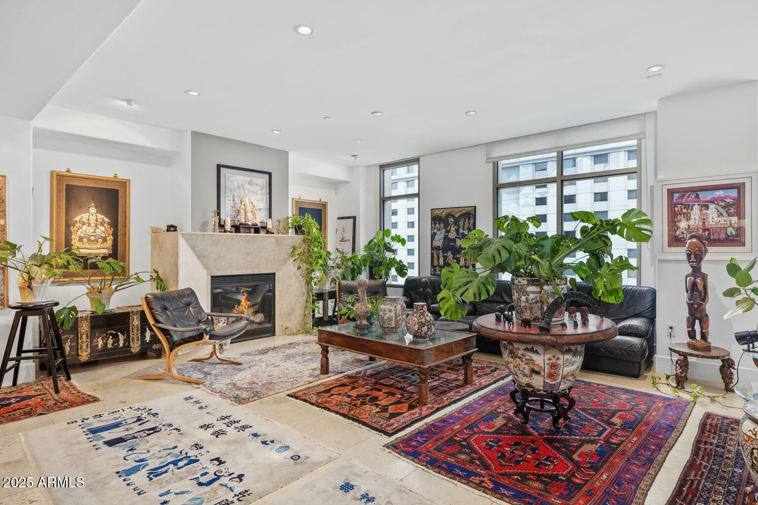 Property Photo: 2402 E Esplanade Lane 604 AZ 85016