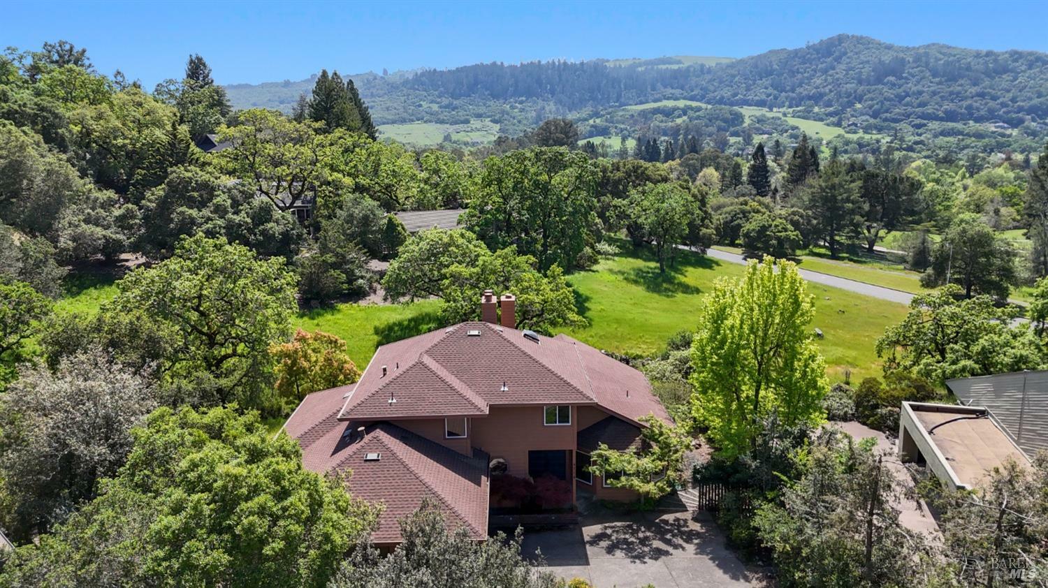 Property Photo: 4714 Muirfield Court CA 95405