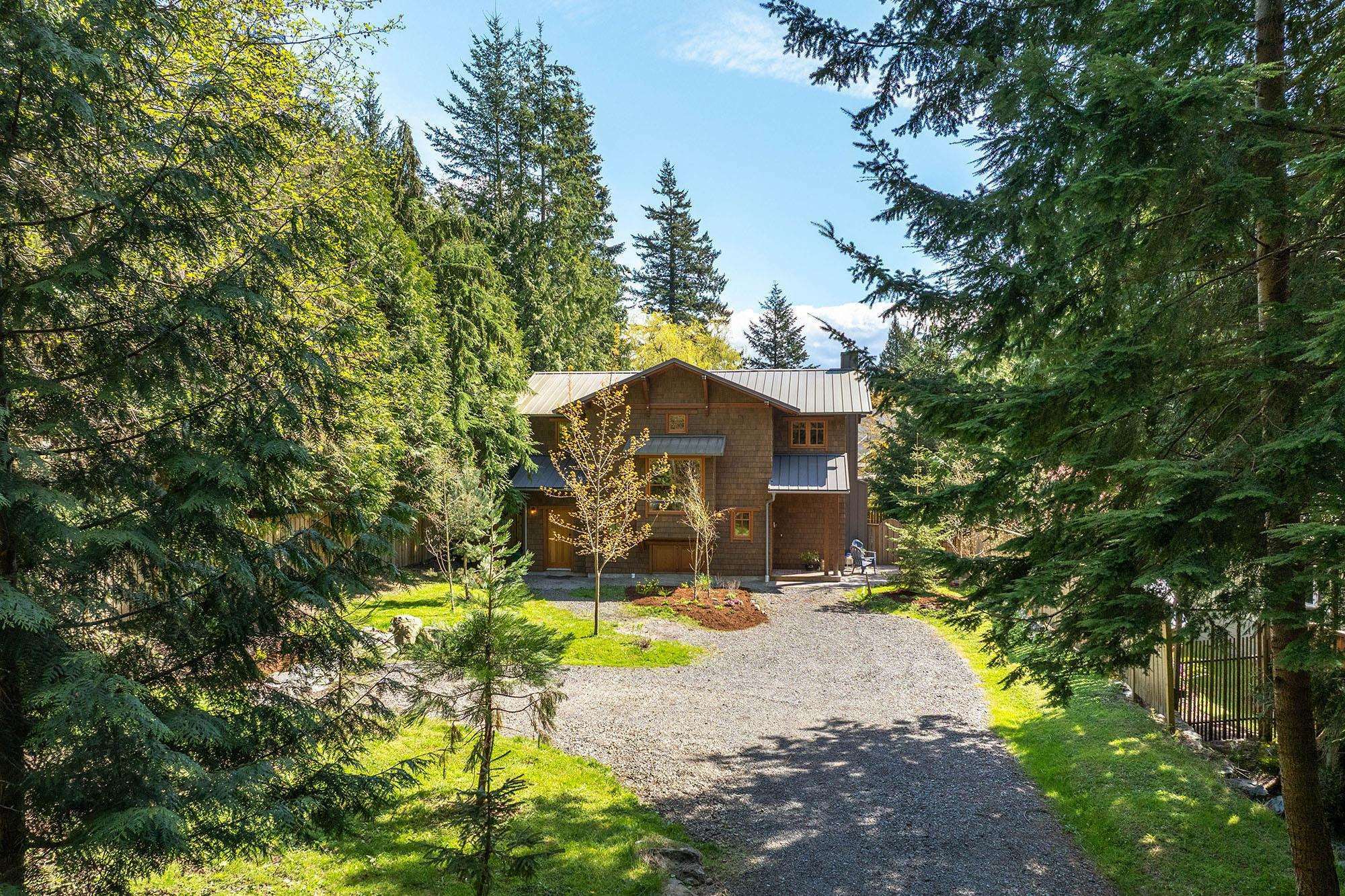 Property Photo: 1117 Miller Road BC V0N 1G1