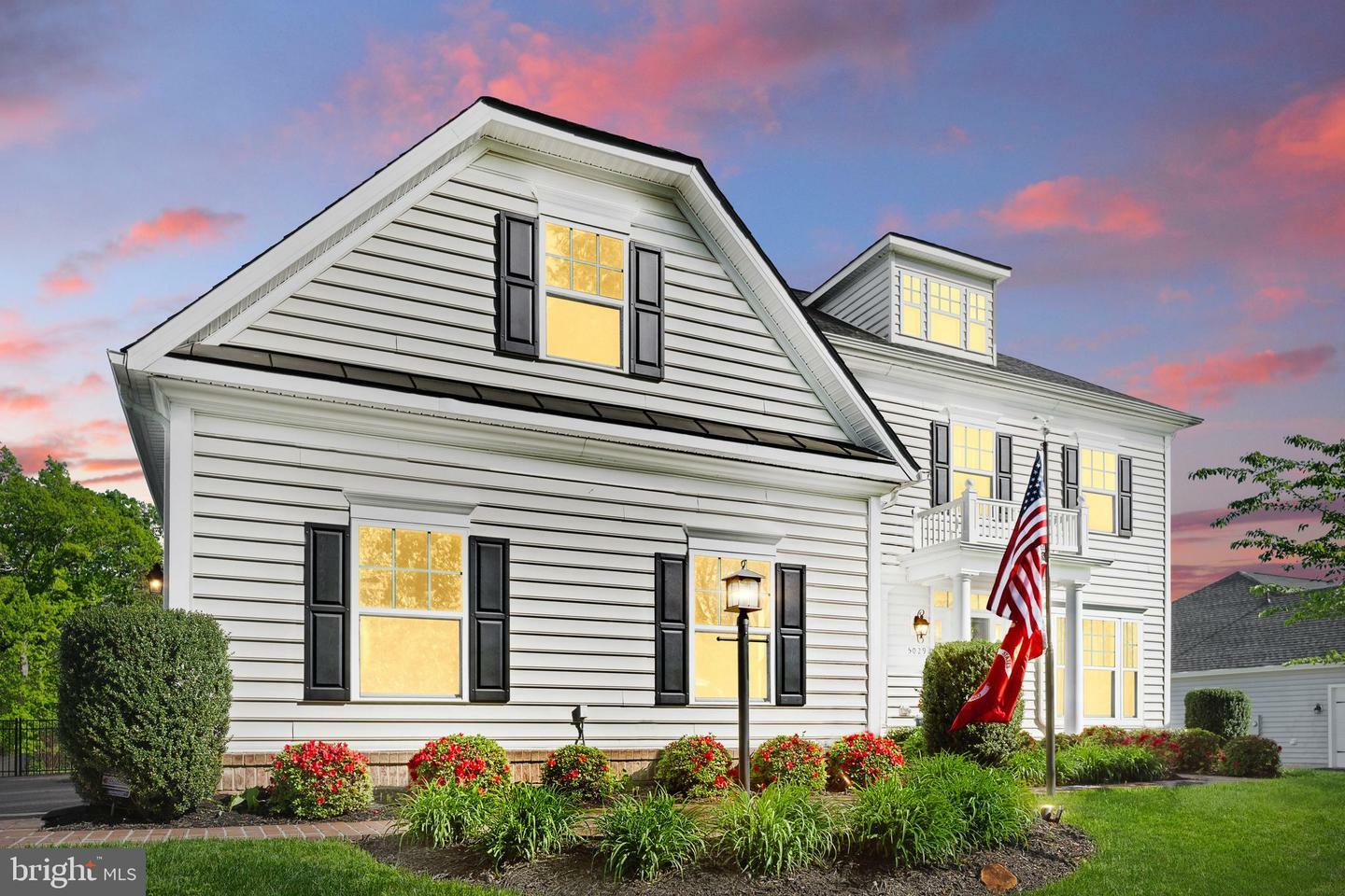 Property Photo: 5029 Parkside Court VA 20187