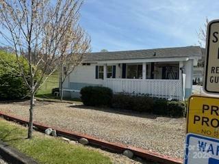 Property Photo:  25 Summer Place Drive  NC 28785 