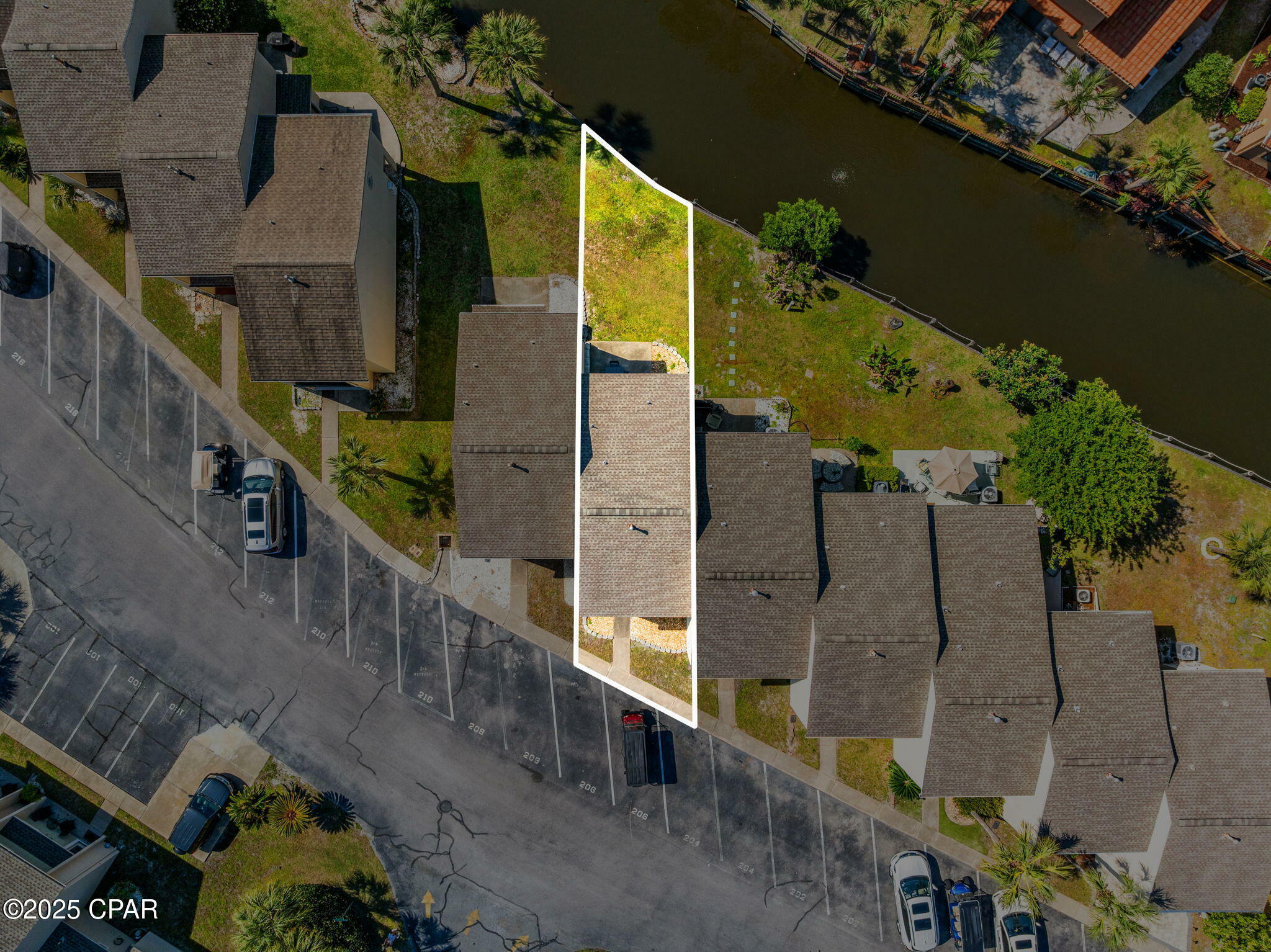 Property Photo: 206 White Sandy Drive FL 32407