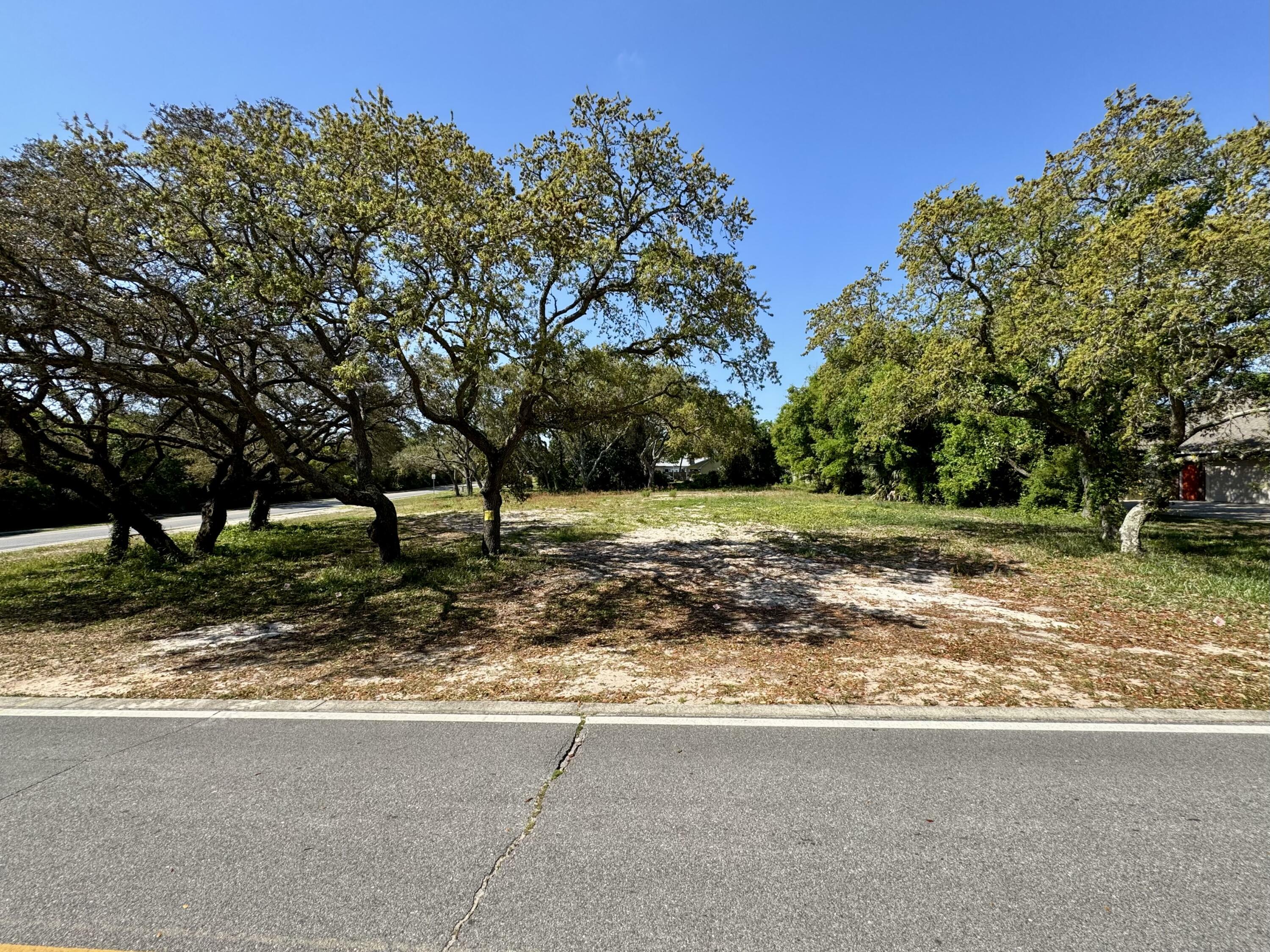 Property Photo: 3842 Indian Trail FL 32541
