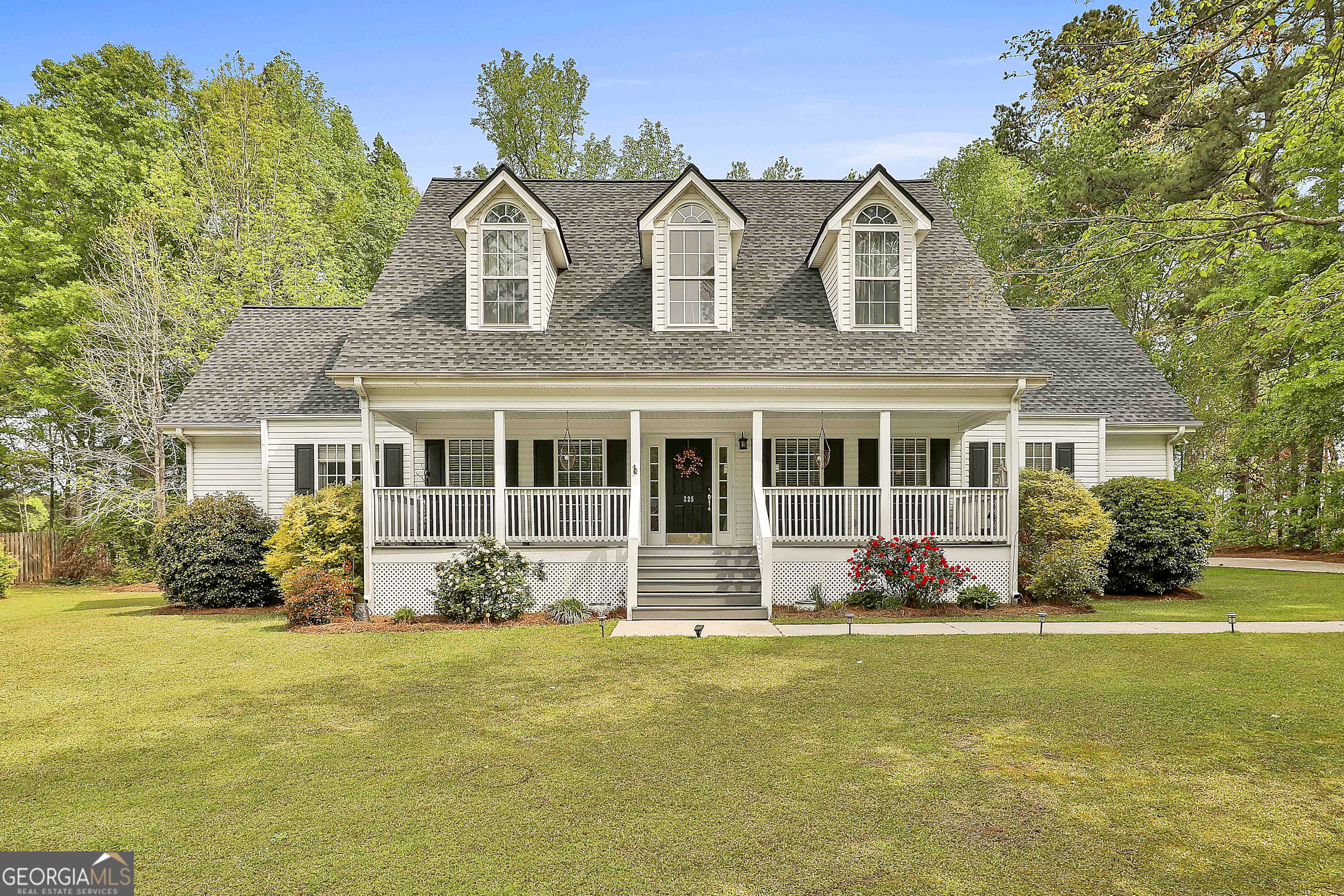 Property Photo: 225 Mapledale Trail GA 30277