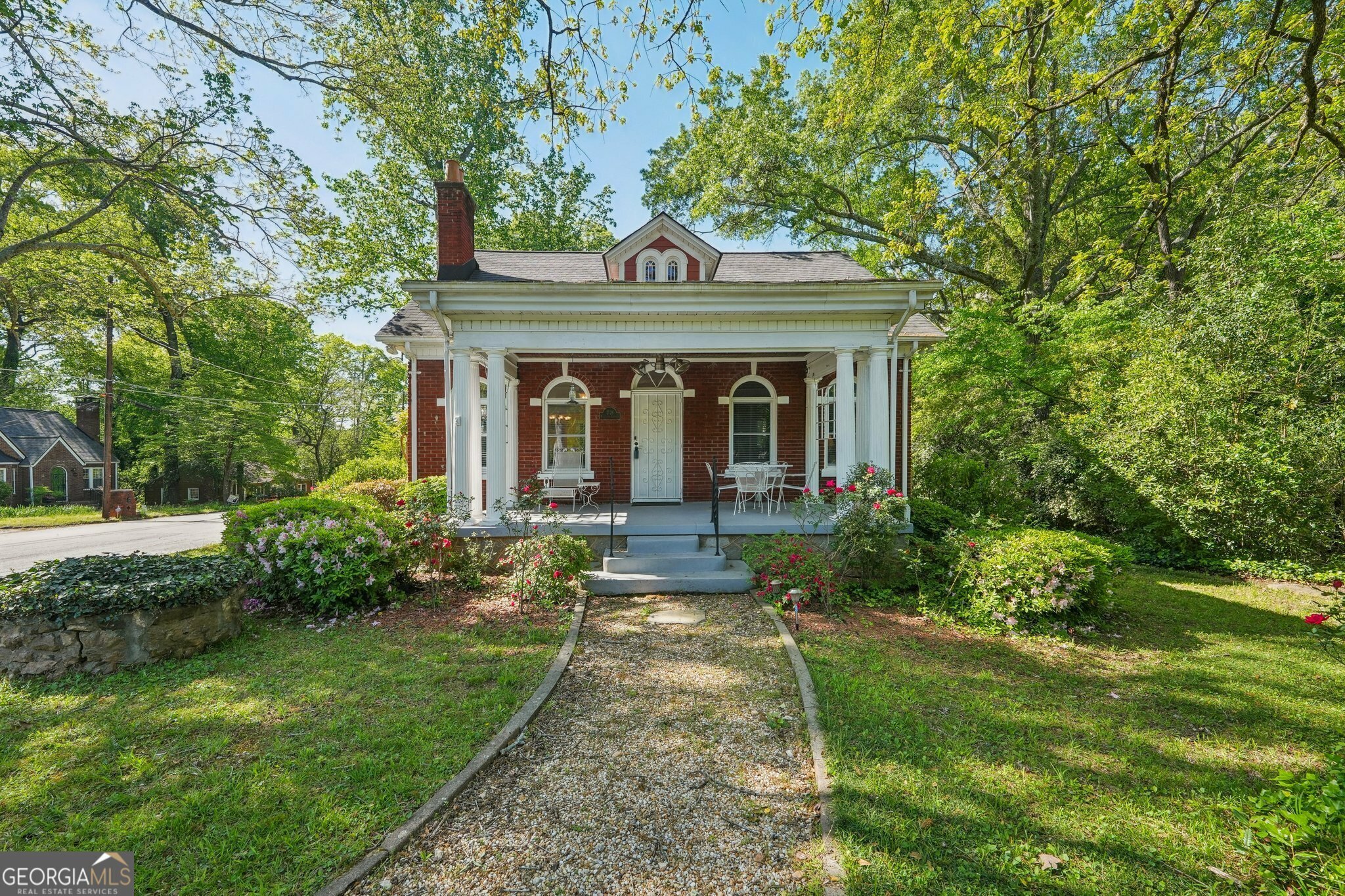 Property Photo: 2126 Boulevard Granada SW GA 30311