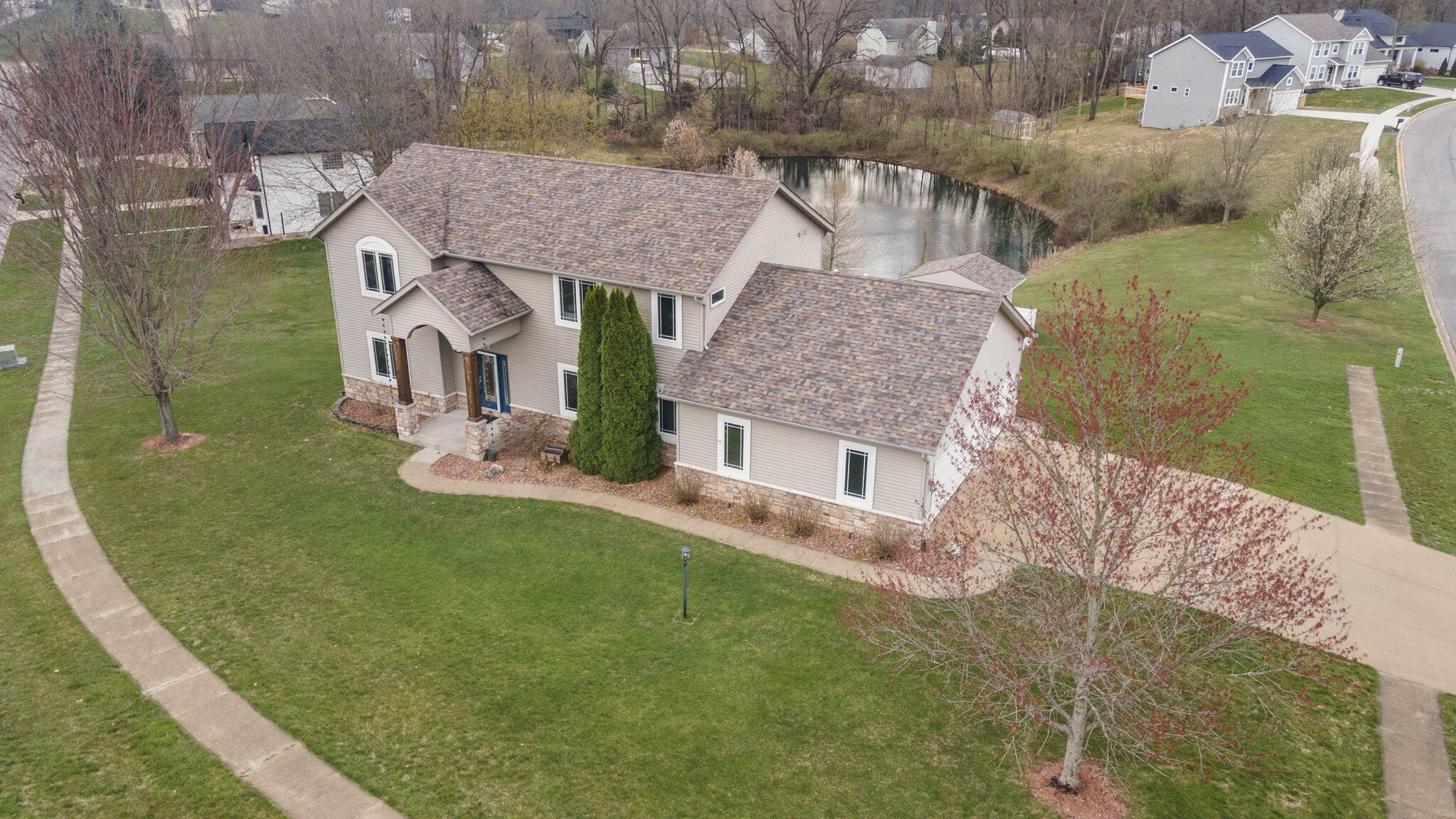 Property Photo: 312 Rigg Street IN 46552