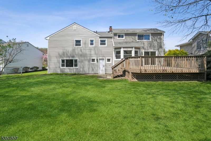 Property Photo: 18 Eton Pl NJ 07081