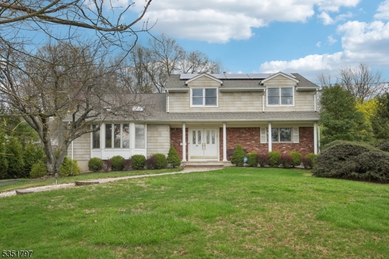 91 N Hillside Ave  Livingston Twp. NJ 07039 photo