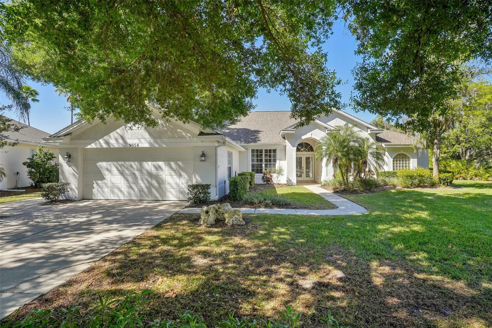 Property Photo: 9054 Laurel Ridge Drive FL 32757