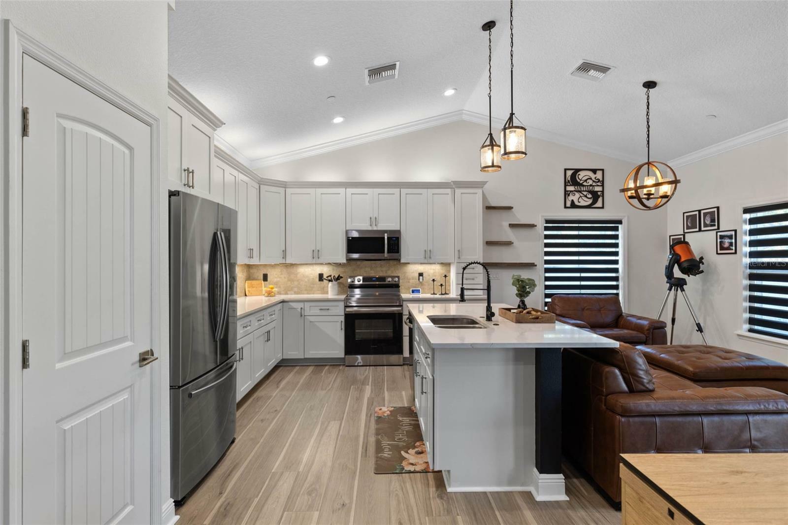 Property Photo: 2651 Sunrise Boulevard FL 32757