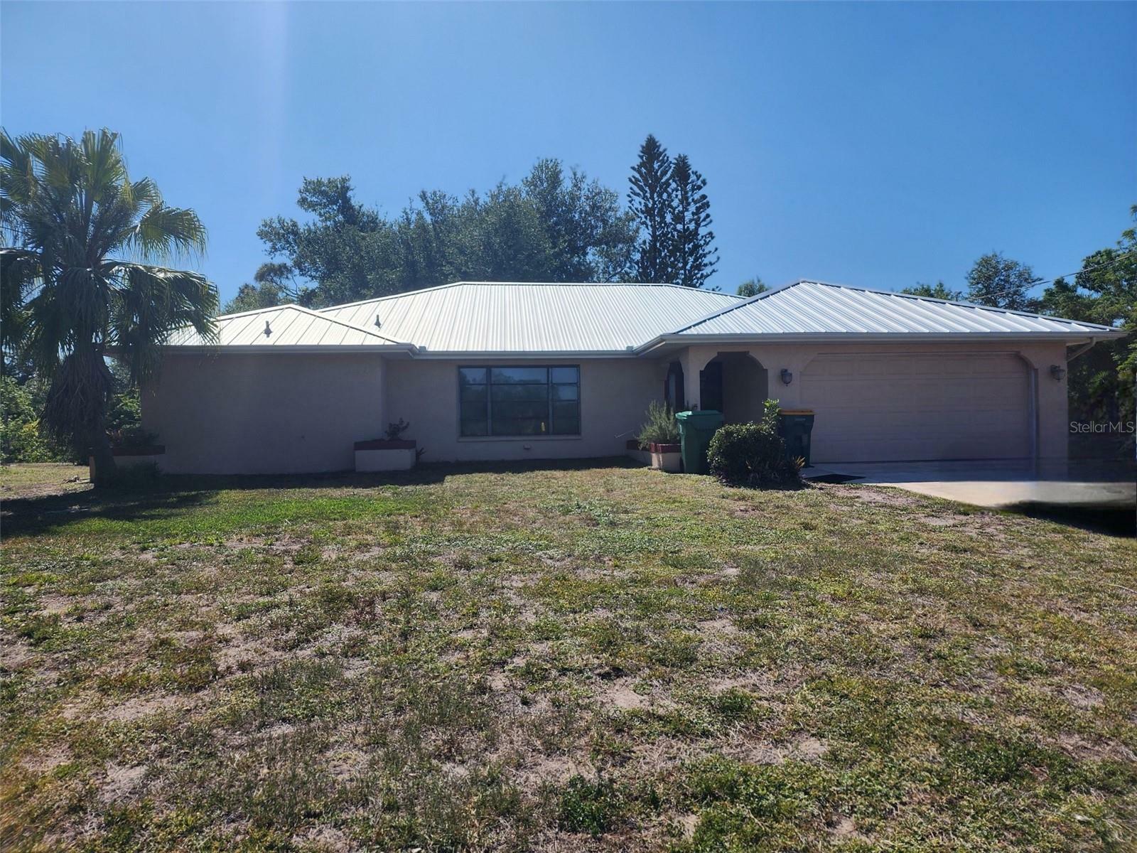 Property Photo:  243 Harbor Boulevard  FL 33954 