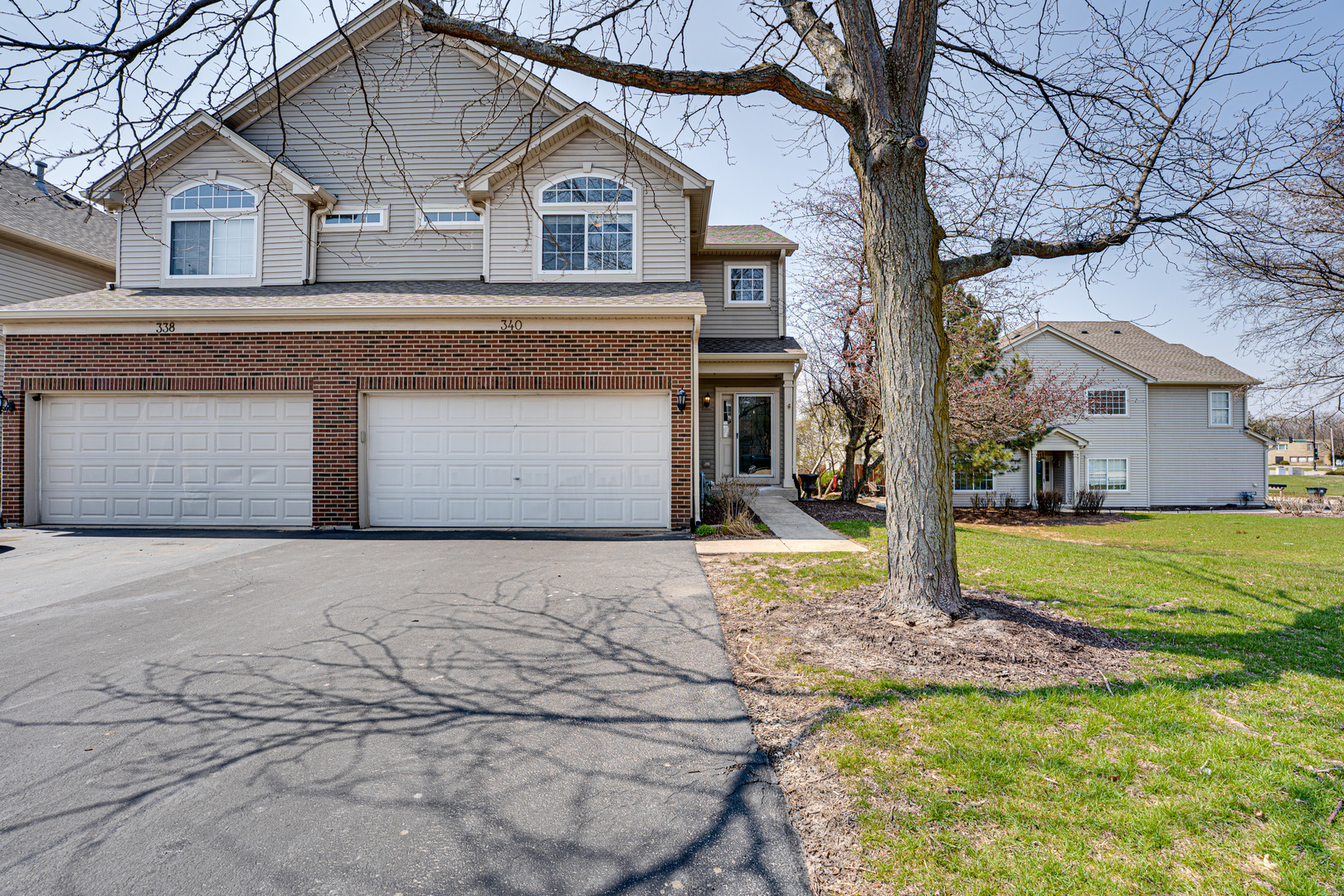 Property Photo: 340 Abington Woods Drive D IL 60502