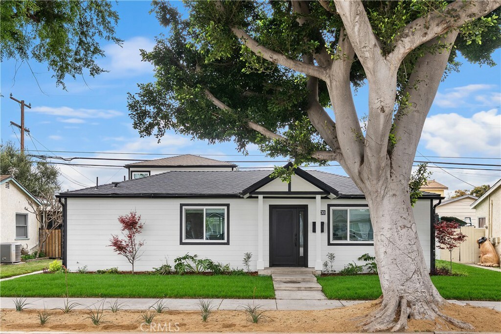 Property Photo:  6130 Myrtle Avenue  CA 90805 