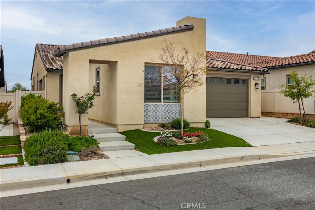 Property Photo: 1531 Grandview Dr CA 92223
