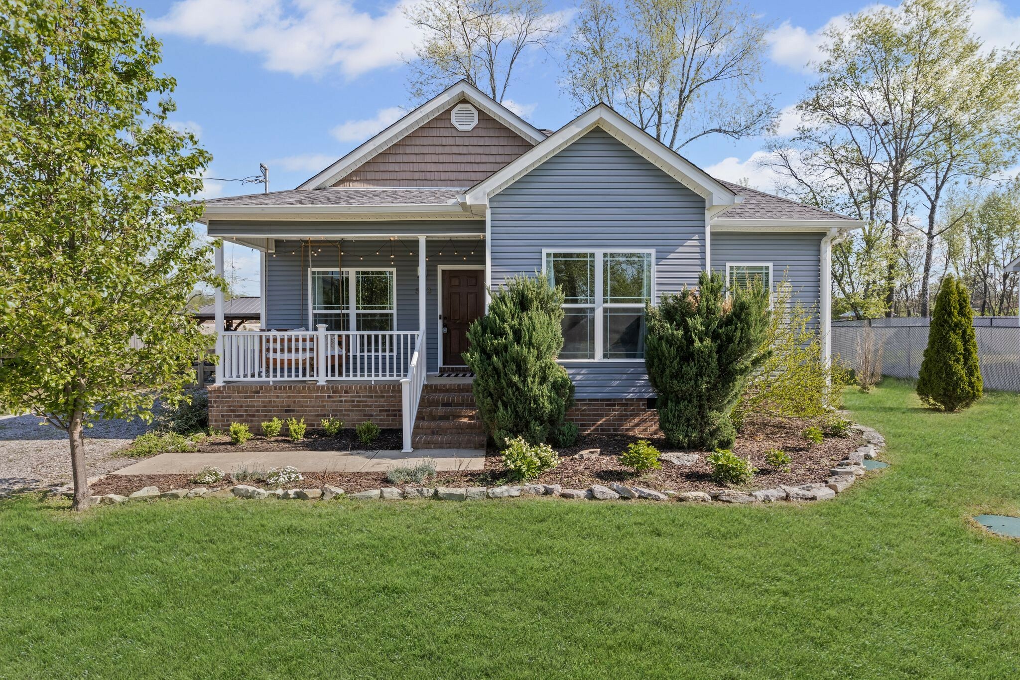 Property Photo:  522 Broadview St  TN 37034 