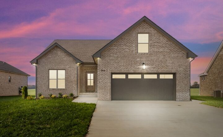 166 Aspen Pine Dr  Clarksville TN 37043 photo