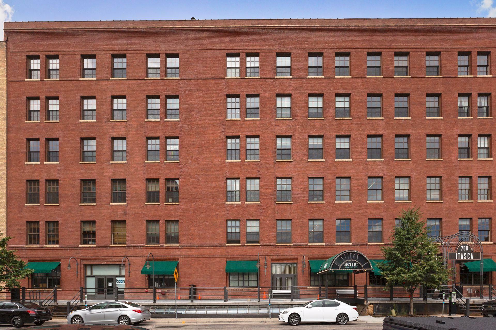 Property Photo: 702 N 1st Street 321 MN 55401