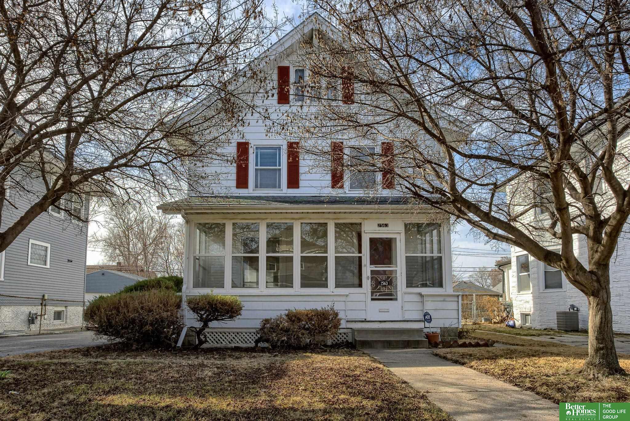 Property Photo: 2563 Evans Street NE 68111