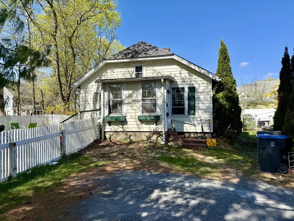 21 1/2 Union Street  Natick MA 01760 photo