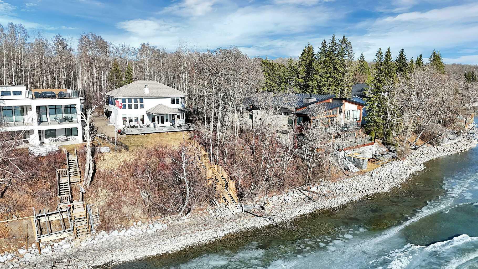 Property Photo: 185 Birchcliff Road AB T4S 1R6