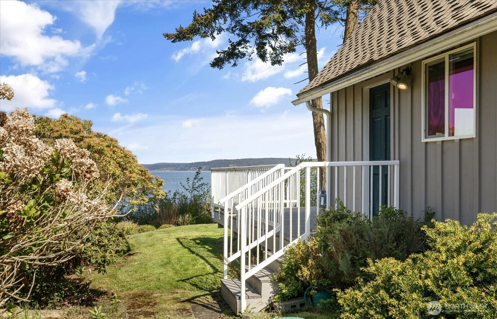2963  Saratoga Road  Langley WA 98260 photo