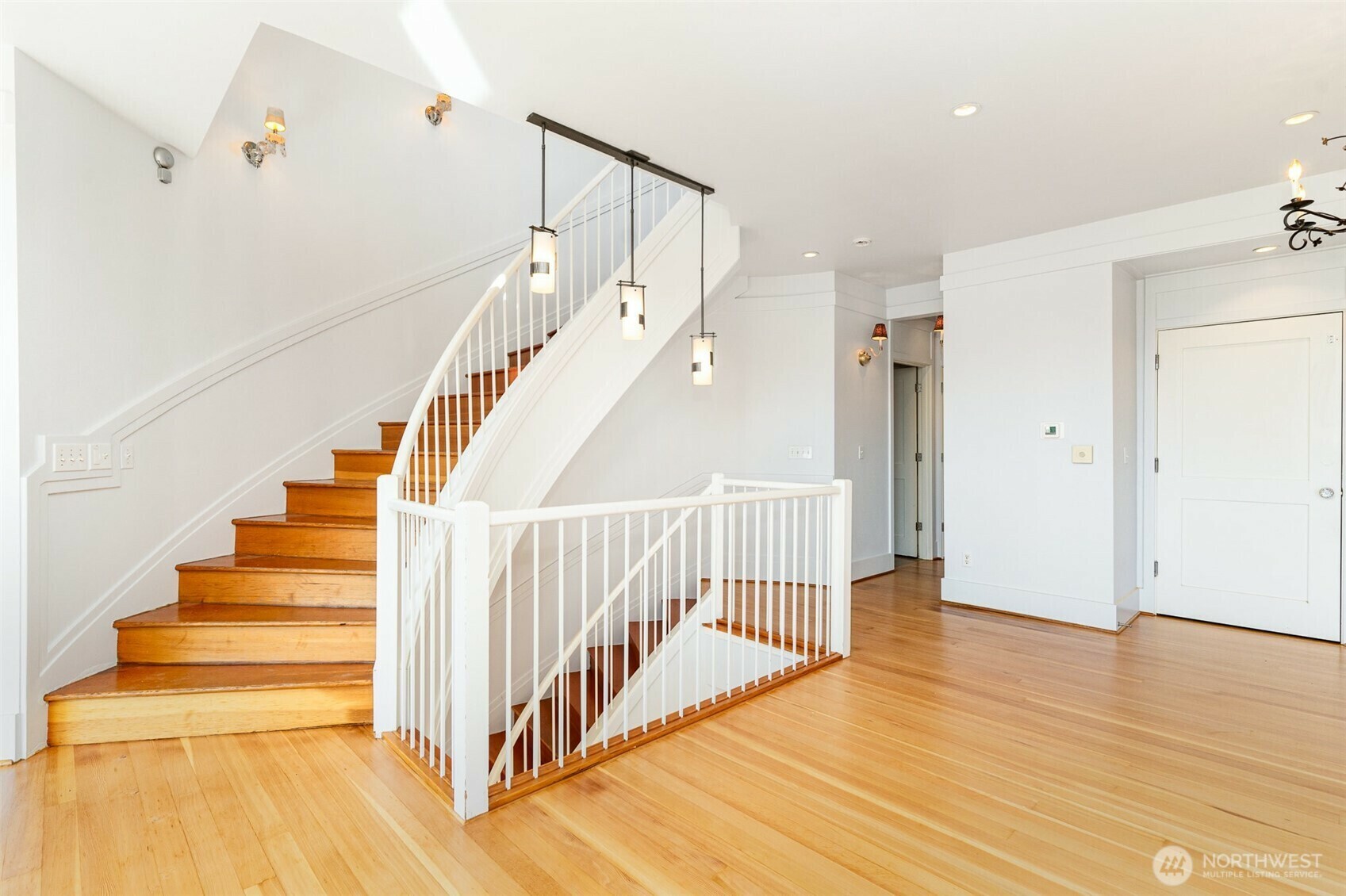 Property Photo: 6014 34th Avenue NW WA 98107