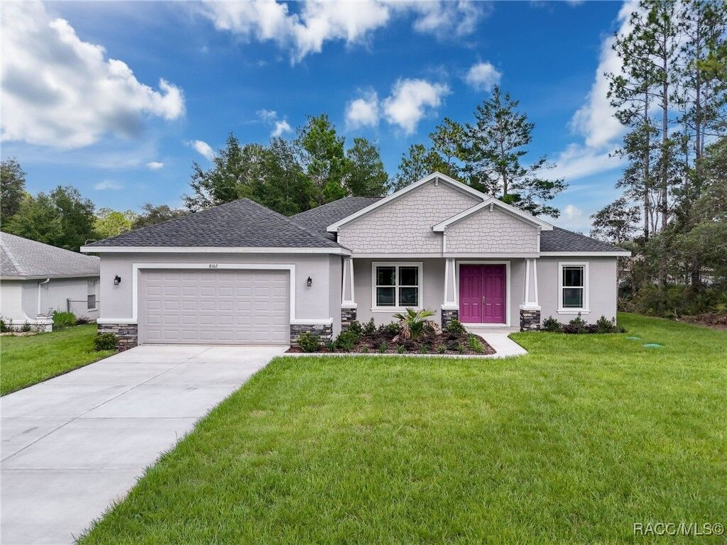 Property Photo:  8102 N Voyager Drive  FL 34433 