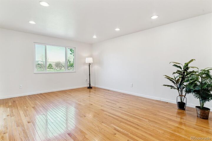 Property Photo: 7158 W Roxbury Avenue CO 80128
