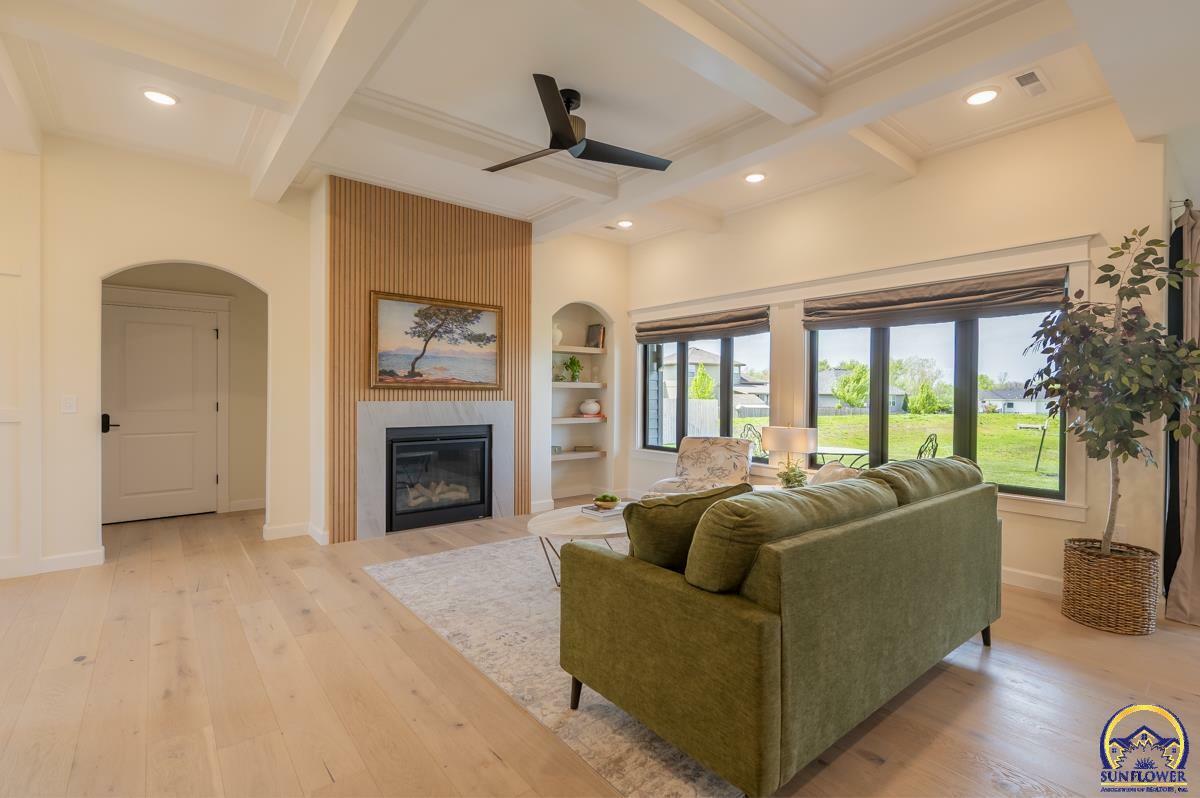 Property Photo: 2635 SW Sherwood Park Dr KS 66614