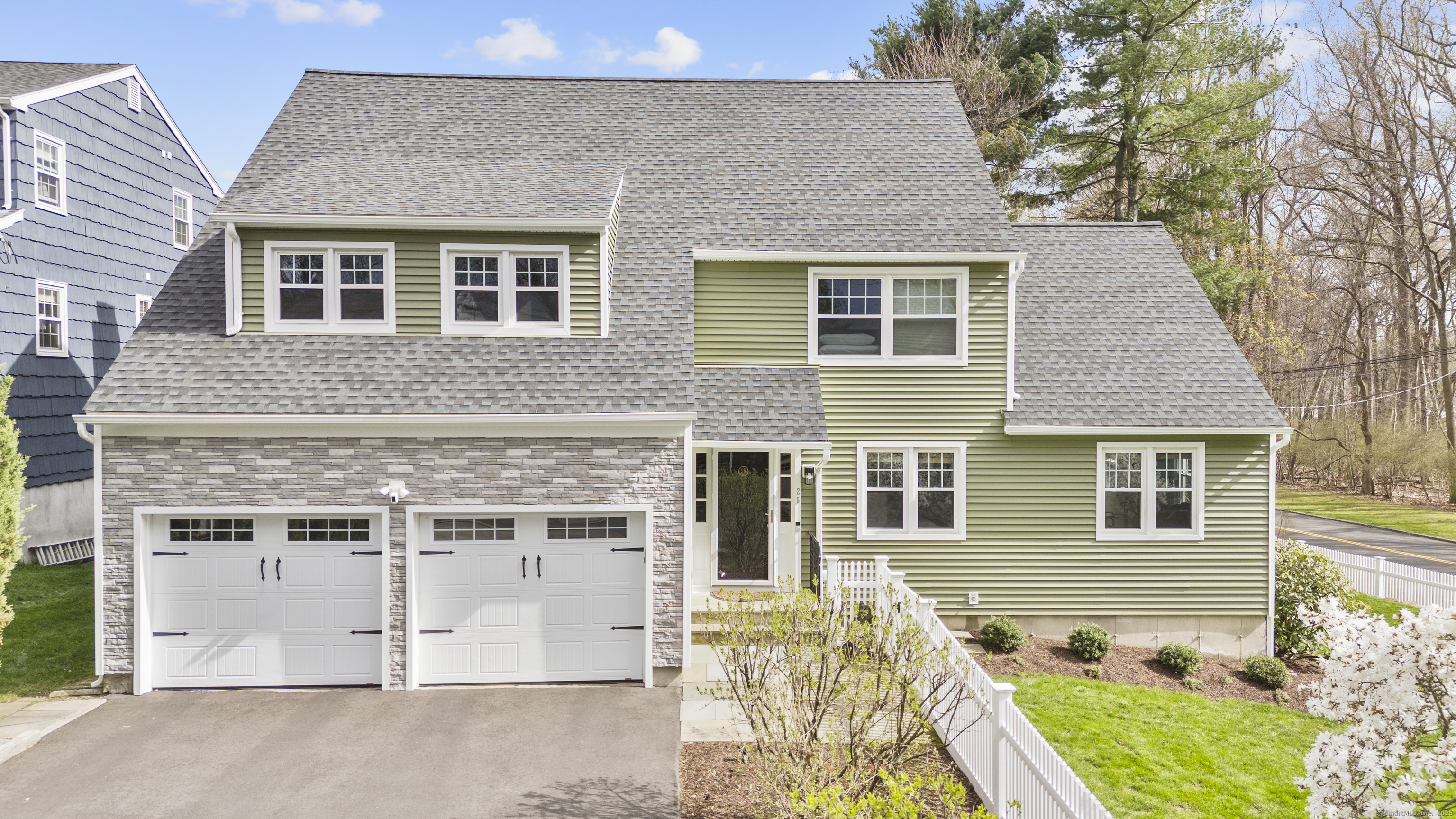 25 Elderberry Lane  Fairfield CT 06824 photo